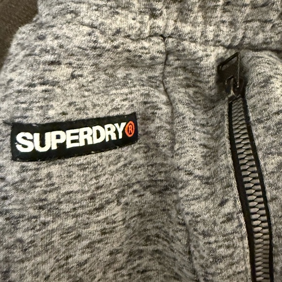 Superdry Cropped Loopback Joggers - Picture 10 of 12